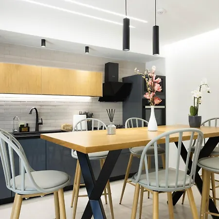 Malvina Homes *